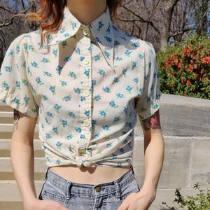 SOLD Vintage 1970's blouse